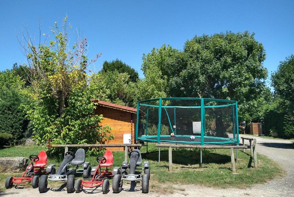 Domaine Des Epinettes Hotel Saint-Romain-de-Jalionas Bagian luar foto
